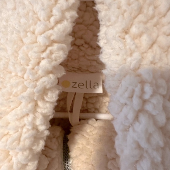 Zella Cream Fleece Zip Up Jacket Size Medium - Picture 2 of 6
